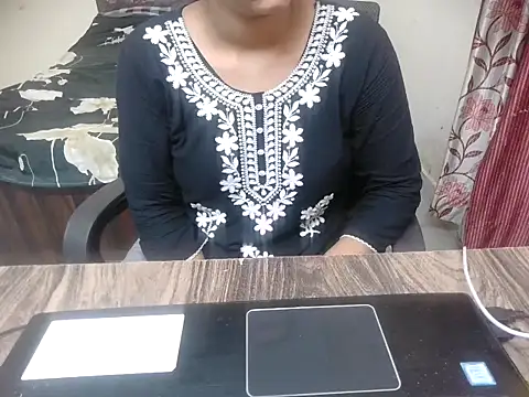 Snapshot of lusty_kaira chatting on 24, 7, 2026 lusty kaira online show from 24, 7, 2026