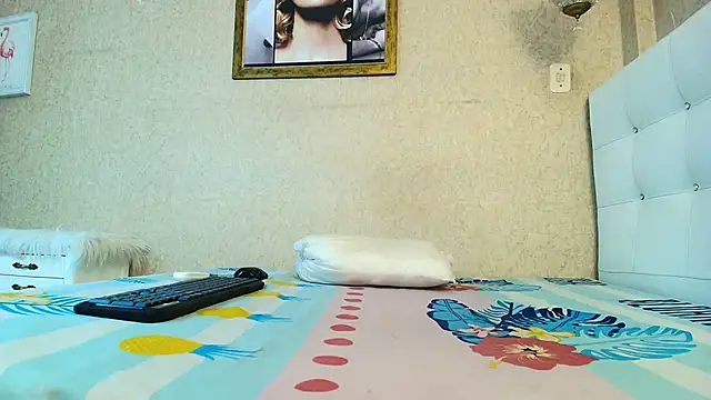 Miladiosa online show from 14, 11, 2025