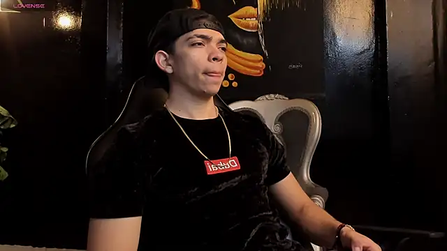 Snapshot of Eryonbradley chatting on 20, 11, 2025 Eryonbradley online show from 20, 11, 2025