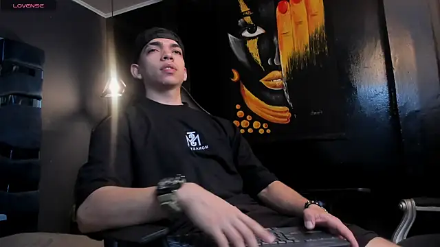 Snapshot of Eryonbradley chatting on 28, 11, 2025 Eryonbradley online show from 28, 11, 2025