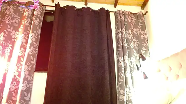 Snapshot of Dulce_Tara chatting on 22, 11, 2025 Dulce Tara online show from 22, 11, 2025