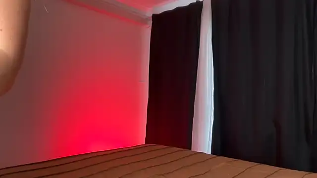 louiseberkeley online show from 12, 2, 2026