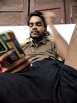 yashuuuu021 online show from 17, 9, 2025