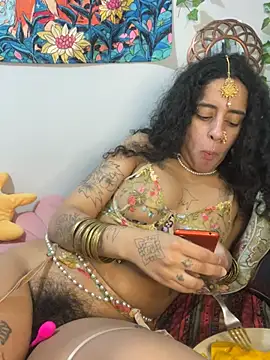 Snapshot of bibihourani chatting on 17, 7, 2026 bibihourani online show from 17, 7, 2026