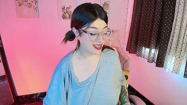 isaferrer06 online show from 16, 12, 2025