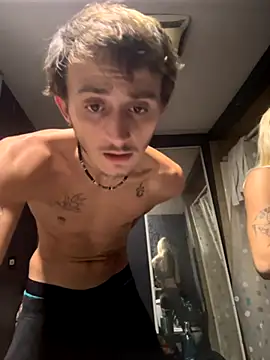 Snapshot of StoneyCam chatting on 23, 10, 2025 StoneyCam online show from 23, 10, 2025