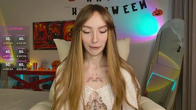 Lunainnk online show from 26, 10, 2025