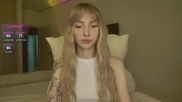 Snapshot of Lunainnk chatting on 28, 4, 2026 Lunainnk online show from 28, 4, 2026
