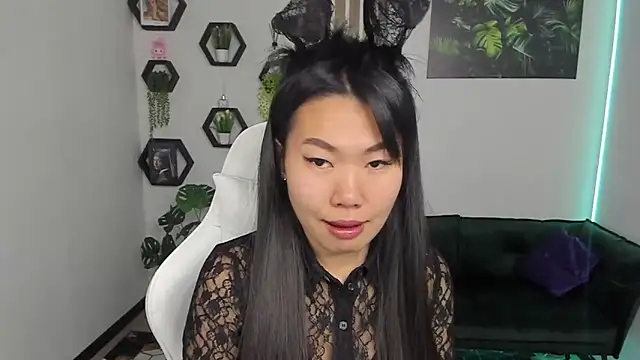 LunaPurrr online show from 20, 10, 2025