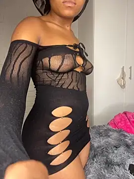 Snapshot of BaddestAss22 chatting on 16, 11, 2025 BaddestAss22 online show from 16, 11, 2025