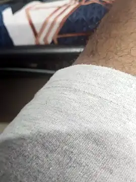 Snapshot of whitelady15 chatting on 17, 10, 2025 whitelady15 online show from 17, 10, 2025