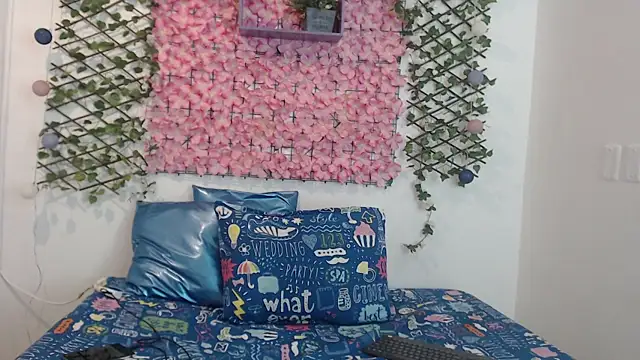 Snapshot of iam_lukas__ chatting on 13, 9, 2025 iam lukas online show from 13, 9, 2025