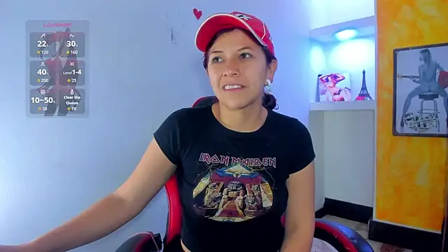 Snapshot of Raven_Rouge_ chatting on 14, 6, 2026 Raven Rouge online show from 14, 6, 2026