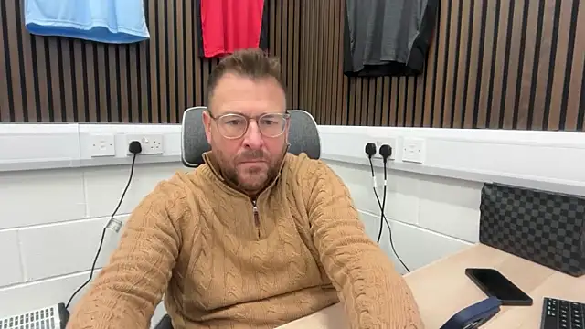 Snapshot of bilf1978 chatting on 13, 2, 2026 bilf1978 online show from 13, 2, 2026