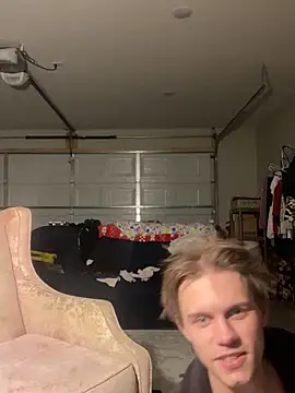 Snapshot of XanderOzzz chatting on 30, 10, 2025 XanderOzzz online show from 30, 10, 2025