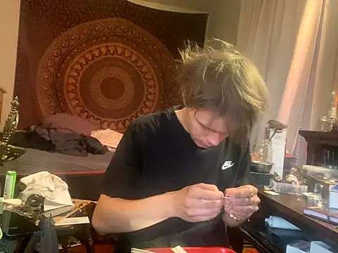 Snapshot of XanderOzzz chatting on 15, 11, 2025 XanderOzzz online show from 15, 11, 2025