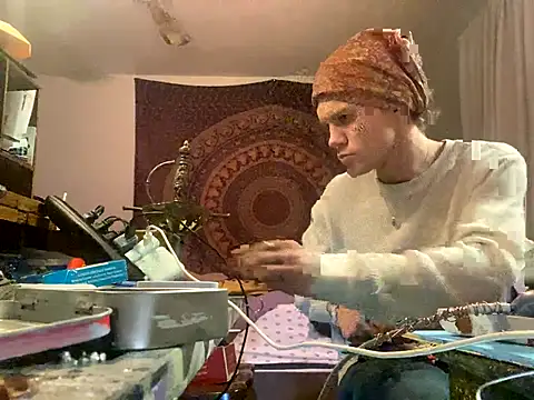 Snapshot of XanderOzzz chatting on 22, 11, 2025 XanderOzzz online show from 22, 11, 2025