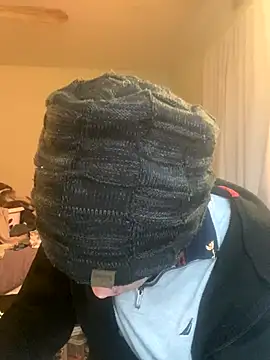 Snapshot of XanderOzzz chatting on 18, 12, 2025 XanderOzzz online show from 18, 12, 2025