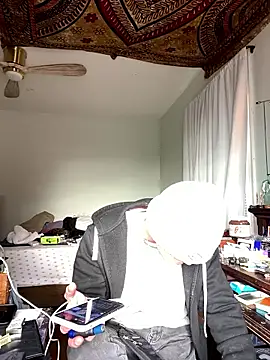 Snapshot of XanderOzzz chatting on 13, 1, 2026 XanderOzzz online show from 13, 1, 2026