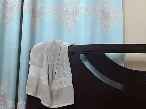 smallcuute online show from 16, 9, 2025