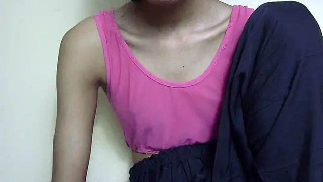 smallcuute online show from 11, 2, 2026