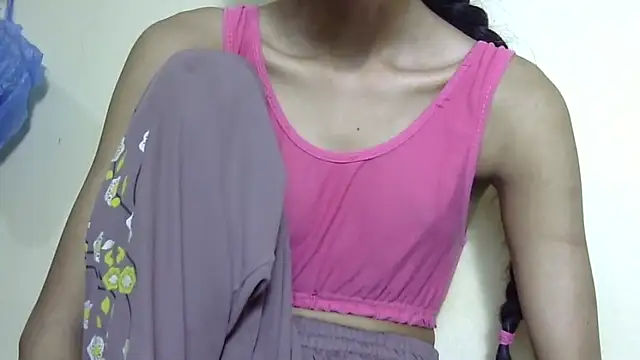 smallcuute online show from 19, 2, 2026