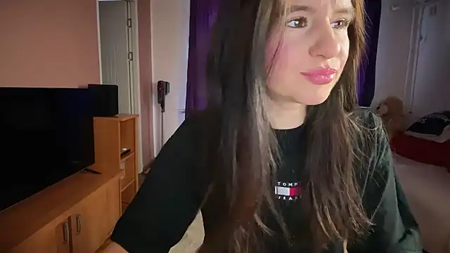 Snapshot of Ice_Bronx chatting on 4, 3, 2026 Ice Bronx online show from 4, 3, 2026