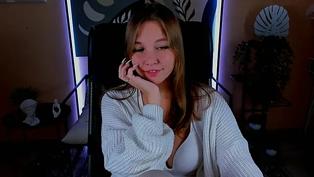 Snapshot of VivianGutierrez chatting on 5, 10, 2025 VivianGutierrez online show from 5, 10, 2025