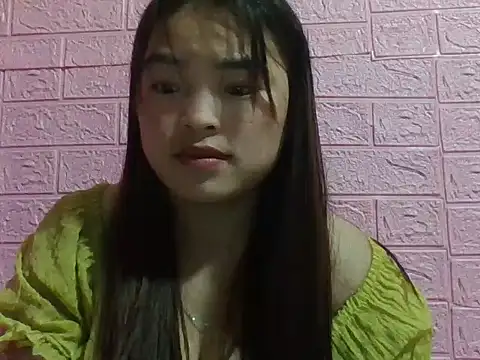 Snapshot of Loc_al chatting on 12, 10, 2025 Loc al online show from 12, 10, 2025