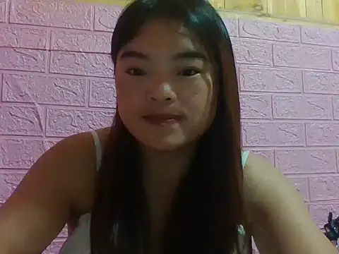 Snapshot of Loc_al chatting on 18, 10, 2025 Loc al online show from 18, 10, 2025