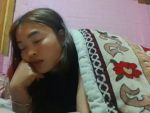 Snapshot of Loc_al chatting on 27, 11, 2025 Loc al online show from 27, 11, 2025