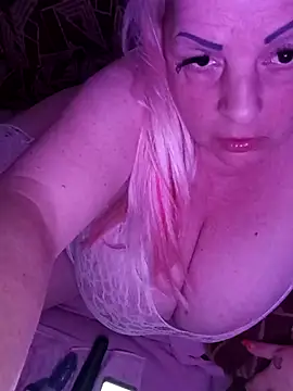 Snapshot of AnnStefani@xh chatting on 27, 4, 2026 AnnStefanixh online show from 27, 4, 2026