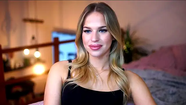 Emilyvanroessel online show from 9, 11, 2025