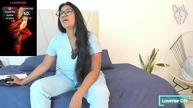  Miaa khalifa  online show from 16, 9, 2025