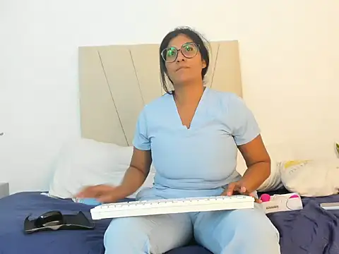  Miaa khalifa  online show from 7, 10, 2025