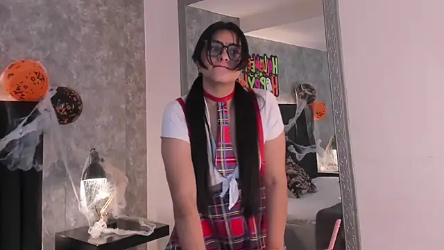 crystaldarliing online show from 31, 10, 2025