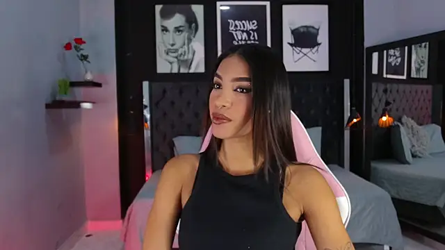 Snapshot of kitty_collins_ chatting on 13, 1, 2026 kitty collins online show from 13, 1, 2026