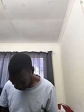 Snapshot of TmanZim2025 chatting on 2, 10, 2025 TmanZim2025 online show from 2, 10, 2025