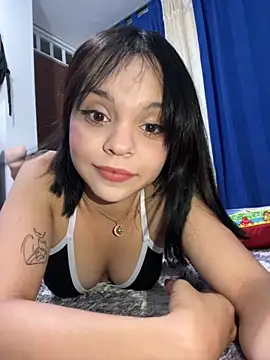 Snapshot of Clara_Luu chatting on 30, 11, 2025 Clara Luu online show from 30, 11, 2025