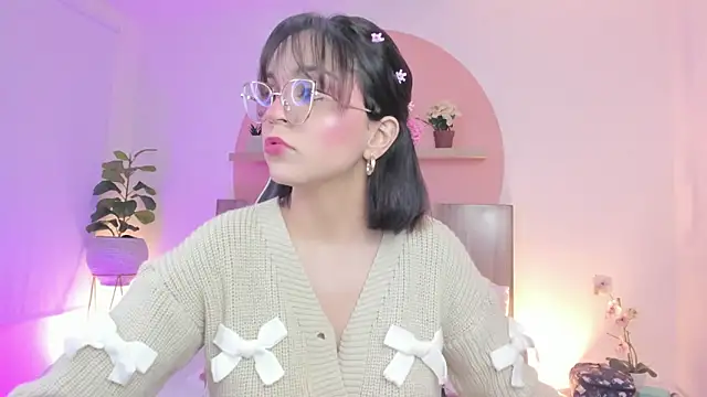 Clara Luu online show from 12, 4, 2026