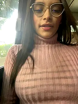 Snapshot of Hannacooper3 chatting on 15, 11, 2025 Hannacooper3 online show from 15, 11, 2025