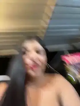 Isaa-Sweet online show from 10, 4, 2026