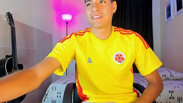 TeamPorn 19 online show from 25, 10, 2025