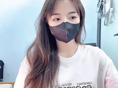 Snapshot of Tinaa-22 chatting on 10, 9, 2025 Tinaa-22 online show from 10, 9, 2025