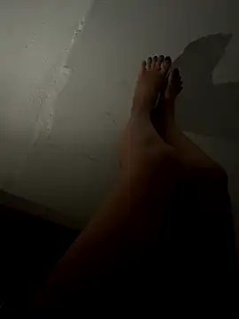 Snapshot of Tinaa-22 chatting on 12, 10, 2025 Tinaa-22 online show from 12, 10, 2025