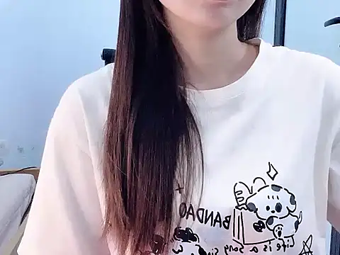 Snapshot of Tinaa-22 chatting on 23, 10, 2025 Tinaa-22 online show from 23, 10, 2025