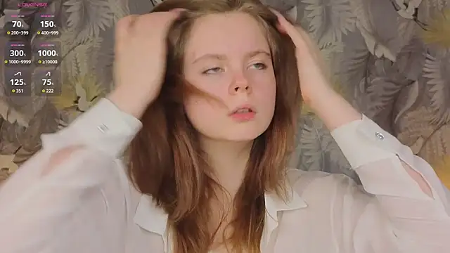 Snapshot of JulietteRain chatting on 19, 10, 2025 JulietteRain online show from 19, 10, 2025