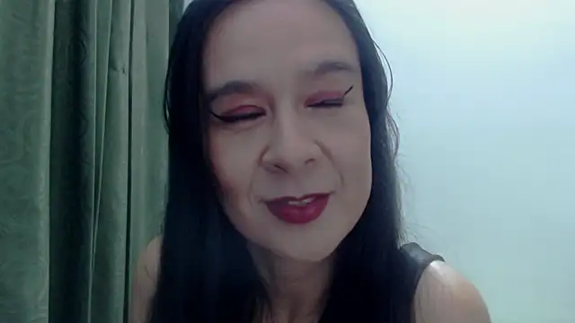 Snapshot of Aileendarkhot chatting on 10, 9, 2025 Aileendarkhot online show from 10, 9, 2025