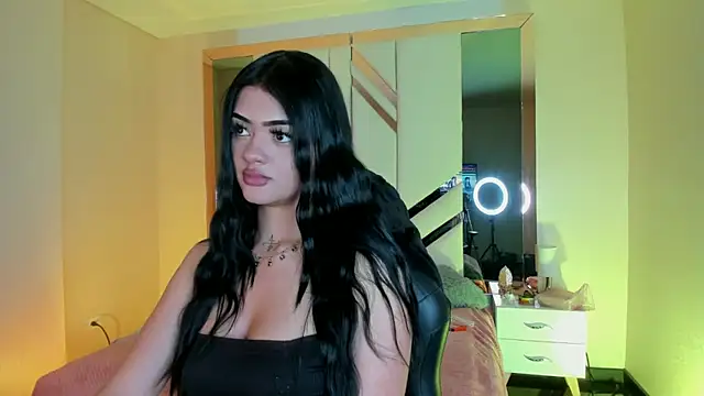 Snapshot of EmmaStonns chatting on 3, 11, 2025 EmmaStonns online show from 3, 11, 2025