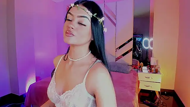 Snapshot of EmmaStonns chatting on 20, 11, 2025 EmmaStonns online show from 20, 11, 2025